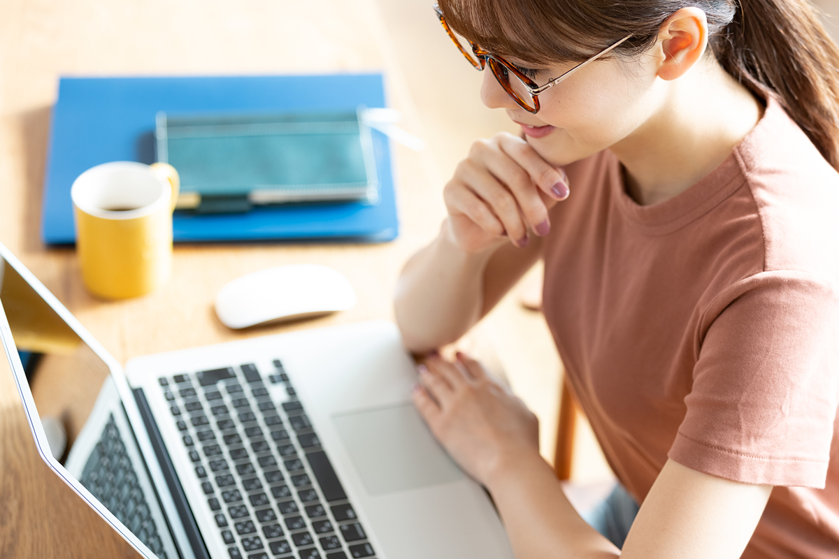 フリーランスへの依頼